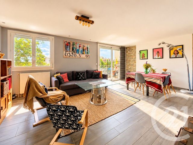 Appartement T4 à vendre - 4 pièces - 72.5 m2 - BORDEAUX - 33 - AQUITAINE - Century 21 Kadima Caudéran