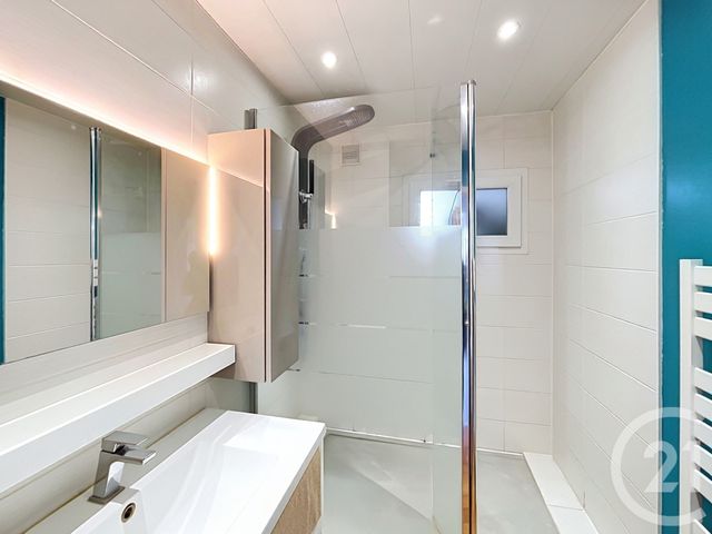 Appartement T4 à vendre - 4 pièces - 72.5 m2 - BORDEAUX - 33 - AQUITAINE - Century 21 Kadima Caudéran
