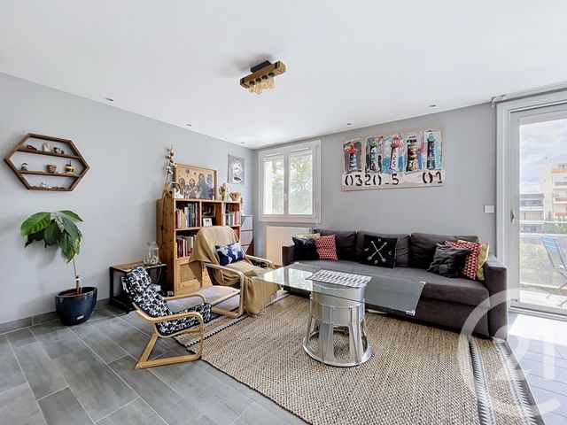 Appartement T4 à vendre - 4 pièces - 72.5 m2 - BORDEAUX - 33 - AQUITAINE - Century 21 Kadima Caudéran