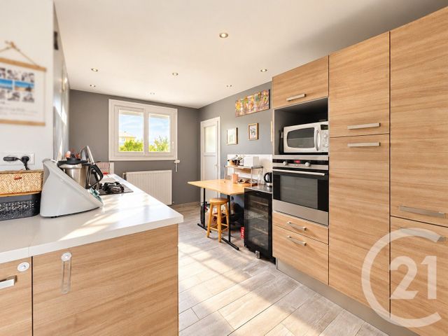 Appartement T4 à vendre - 4 pièces - 72.5 m2 - BORDEAUX - 33 - AQUITAINE - Century 21 Kadima Caudéran