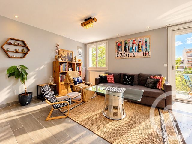 Appartement T4 à vendre - 4 pièces - 72.5 m2 - BORDEAUX - 33 - AQUITAINE - Century 21 Kadima Caudéran