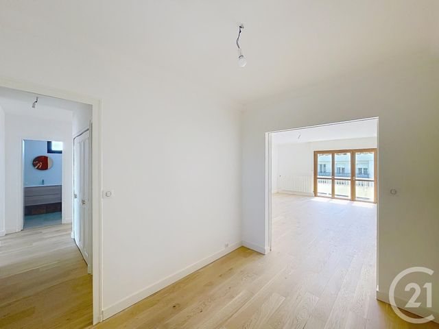 Appartement T5 à vendre - 5 pièces - 120.11 m2 - BORDEAUX - 33 - AQUITAINE - Century 21 Kadima Caudéran