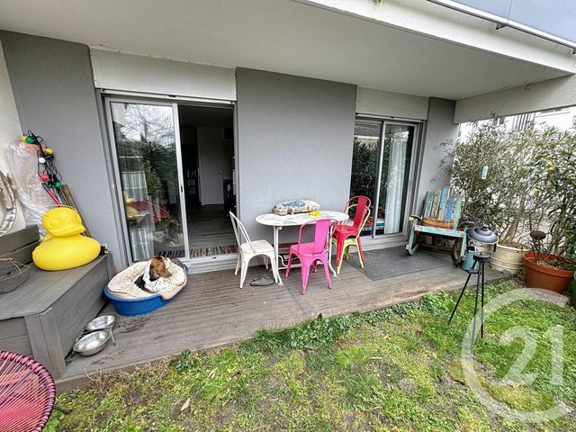 Afficher la photo en grand Appartement T4 à vendre - 4 pièces - 76.88 m2 - BORDEAUX - 33 - AQUITAINE - Century 21 Kadima Caudéran
