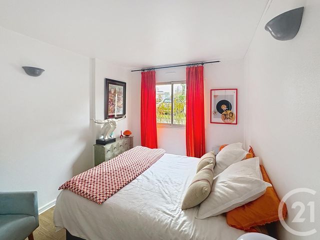 Afficher la photo en grand Appartement T4 à vendre - 4 pièces - 76.88 m2 - BORDEAUX - 33 - AQUITAINE - Century 21 Kadima Caudéran