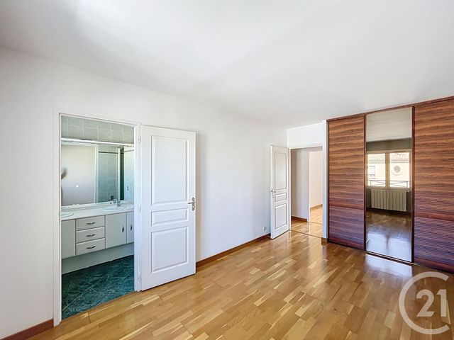 Afficher la photo en grand maison à vendre - 5 pièces - 127.31 m2 - BORDEAUX - 33 - AQUITAINE - Century 21 Kadima Caudéran