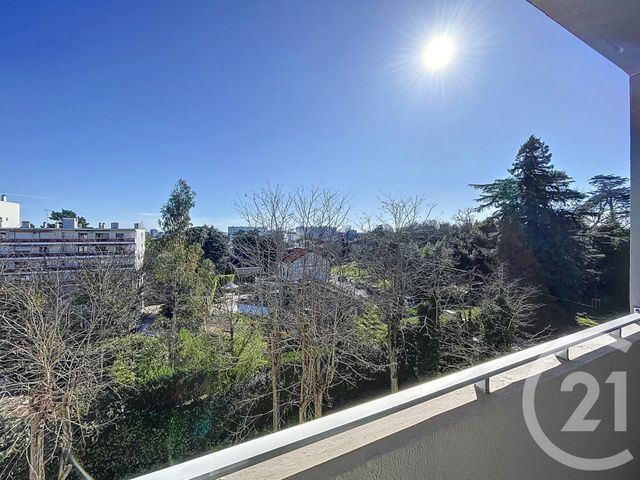 Appartement T4 à vendre - 4 pièces - 73.12 m2 - BORDEAUX - 33 - AQUITAINE - Century 21 Kadima Caudéran