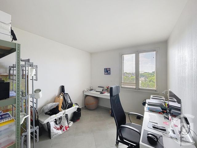 Afficher la photo en grand Appartement T4 à vendre - 4 pièces - 80.44 m2 - BORDEAUX - 33 - AQUITAINE - Century 21 Kadima Caudéran
