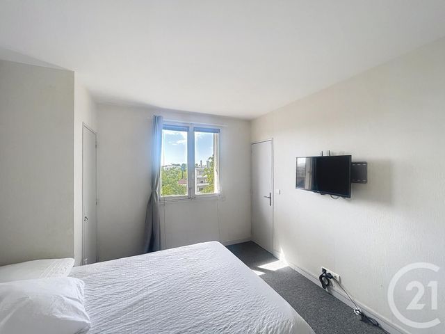 Afficher la photo en grand Appartement T4 à vendre - 4 pièces - 80.44 m2 - BORDEAUX - 33 - AQUITAINE - Century 21 Kadima Caudéran