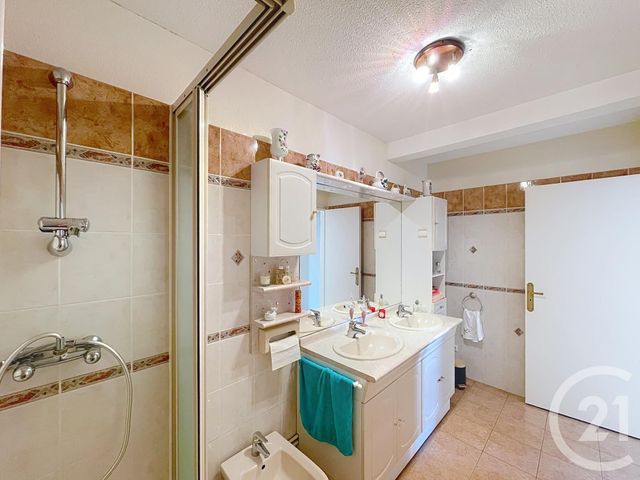 Afficher la photo en grand Appartement T5 à vendre - 5 pièces - 98.76 m2 - BORDEAUX - 33 - AQUITAINE - Century 21 Kadima Caudéran