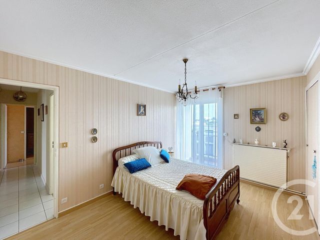 Afficher la photo en grand Appartement T5 à vendre - 5 pièces - 98.76 m2 - BORDEAUX - 33 - AQUITAINE - Century 21 Kadima Caudéran