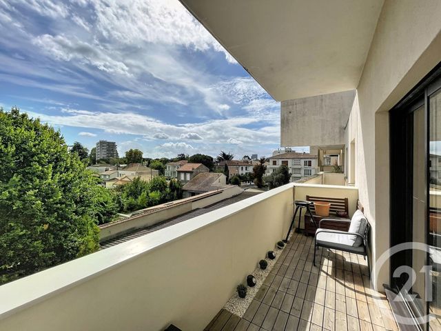 Appartement F3 à vendre - 3 pièces - 63.27 m2 - BORDEAUX - 33 - AQUITAINE - Century 21 Kadima Caudéran