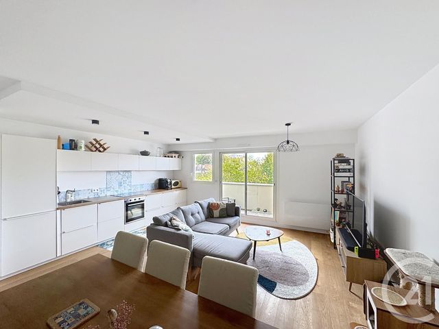 Afficher la photo en grand Appartement F3 à vendre - 3 pièces - 63.27 m2 - BORDEAUX - 33 - AQUITAINE - Century 21 Kadima Caudéran