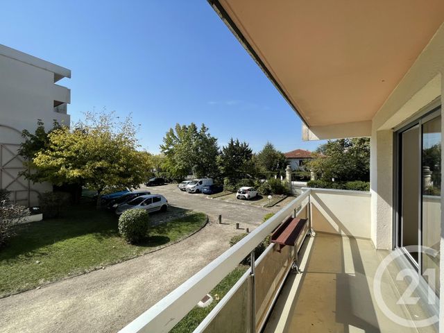 Afficher la photo en grand Appartement F3 à vendre - 3 pièces - 63.86 m2 - BORDEAUX - 33 - AQUITAINE - Century 21 Kadima Caudéran