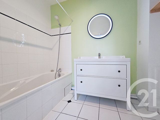 Appartement T2 à vendre - 2 pièces - 38.68 m2 - BORDEAUX - 33 - AQUITAINE - Century 21 Kadima Caudéran