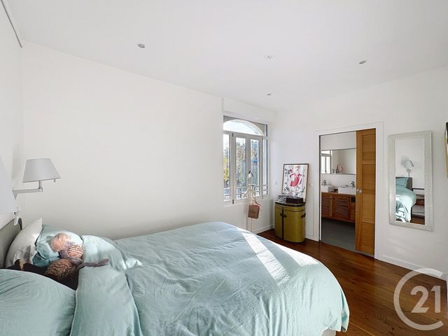 Appartement T5 à vendre - 5 pièces - 145.26 m2 - BORDEAUX - 33 - AQUITAINE - Century 21 Kadima Caudéran