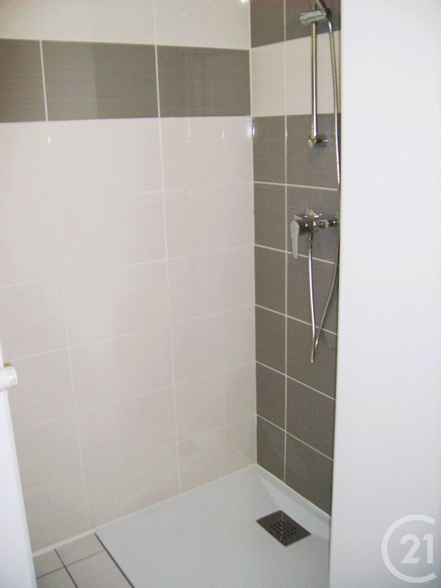 Appartement F2 à vendre - 2 pièces - 44.22 m2 - BORDEAUX - 33 - AQUITAINE - Century 21 Kadima Caudéran