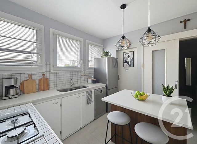 Appartement T4 à vendre - 4 pièces - 73.31 m2 - BORDEAUX - 33 - AQUITAINE - Century 21 Kadima Caudéran