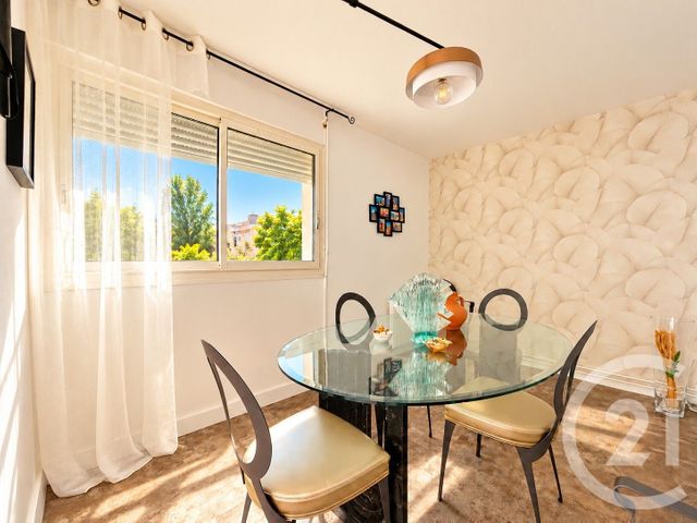 Appartement T4 à vendre - 4 pièces - 68.71 m2 - BORDEAUX - 33 - AQUITAINE - Century 21 Kadima Caudéran