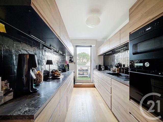Appartement F4 à vendre - 3 pièces - 104.09 m2 - BORDEAUX - 33 - AQUITAINE - Century 21 Kadima Caudéran