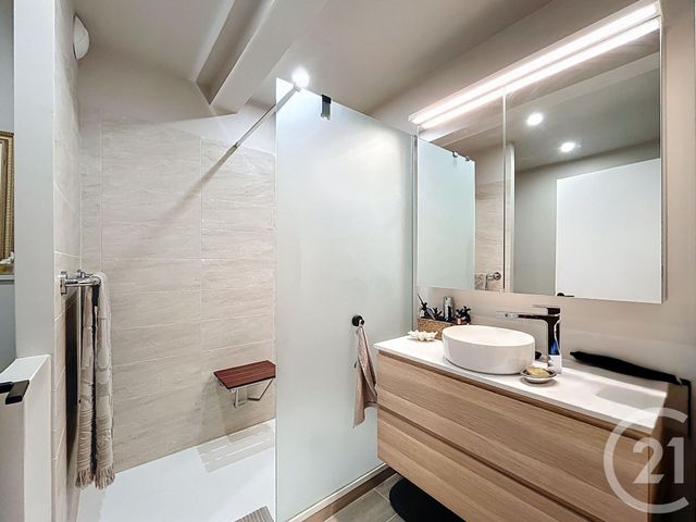 Appartement F4 à vendre - 3 pièces - 104.09 m2 - BORDEAUX - 33 - AQUITAINE - Century 21 Kadima Caudéran