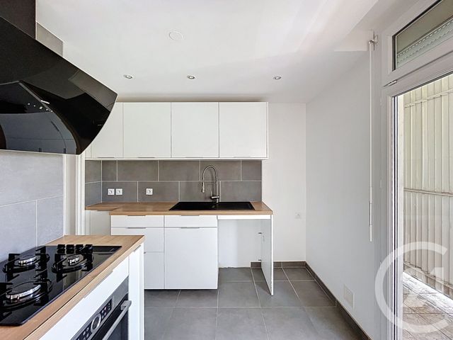 Appartement T4 à vendre - 4 pièces - 66.82 m2 - BORDEAUX - 33 - AQUITAINE - Century 21 Kadima Caudéran