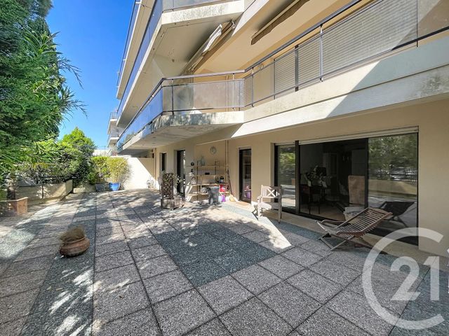 Appartement T3 à vendre - 3 pièces - 71.0 m2 - BORDEAUX - 33 - AQUITAINE - Century 21 Kadima Caudéran