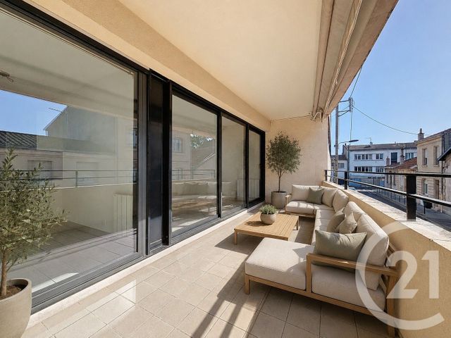 Appartement T3 à vendre - 3 pièces - 81.42 m2 - BORDEAUX - 33 - AQUITAINE - Century 21 Kadima Caudéran