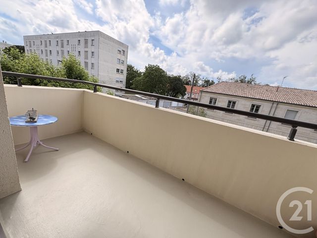 Appartement T2 à vendre - 2 pièces - 46.34 m2 - BORDEAUX - 33 - AQUITAINE - Century 21 Kadima Caudéran