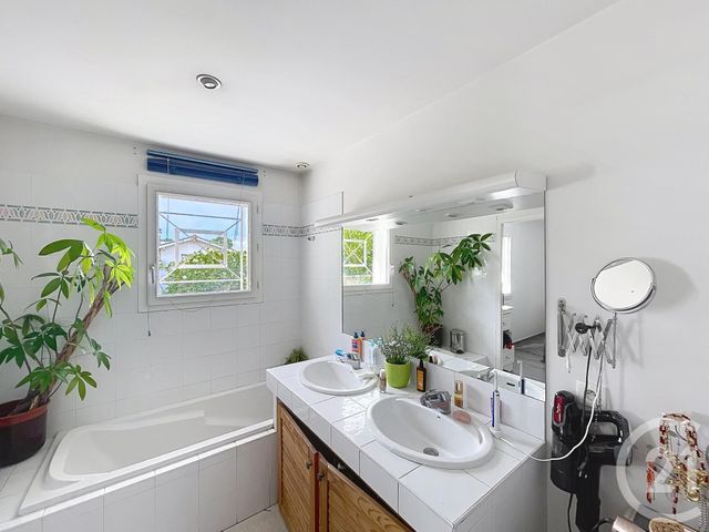 maison à vendre - 6 pièces - 137.0 m2 - BORDEAUX - 33 - AQUITAINE - Century 21 Kadima Caudéran