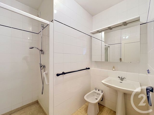 Appartement T5 à vendre - 5 pièces - 146.65 m2 - BORDEAUX - 33 - AQUITAINE - Century 21 Kadima Caudéran