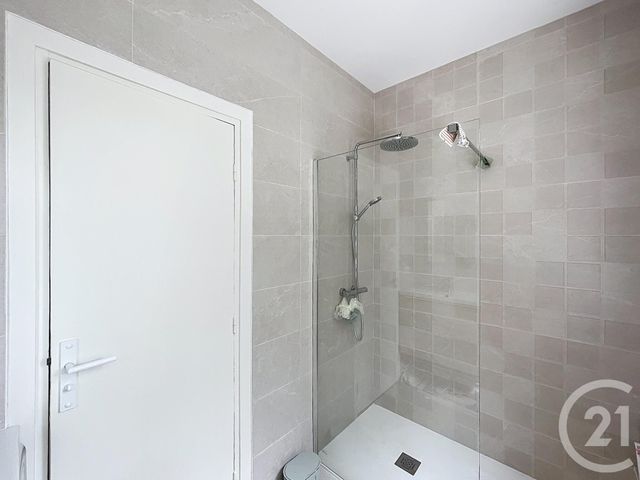 Appartement T5 à vendre - 5 pièces - 147.3 m2 - BORDEAUX - 33 - AQUITAINE - Century 21 Kadima Caudéran