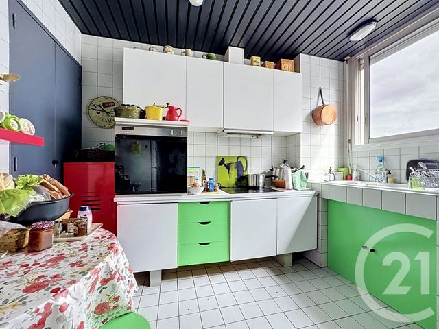 Appartement T5 à vendre - 5 pièces - 106.0 m2 - BORDEAUX - 33 - AQUITAINE - Century 21 Kadima Caudéran