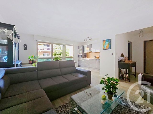 Appartement T4 à vendre - 4 pièces - 83.4 m2 - BORDEAUX - 33 - AQUITAINE - Century 21 Kadima Caudéran