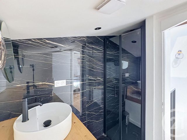 Appartement T3 à vendre - 3 pièces - 50.0 m2 - BORDEAUX - 33 - AQUITAINE - Century 21 Kadima Caudéran
