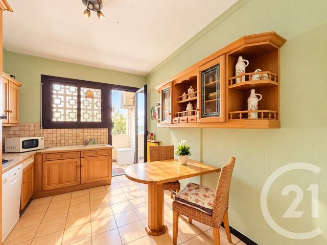 Appartement T4 à vendre - 4 pièces - 100.59 m2 - BORDEAUX - 33 - AQUITAINE - Century 21 Kadima Caudéran
