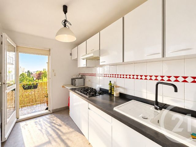 Appartement T4 à vendre - 3 pièces - 68.06 m2 - BORDEAUX - 33 - AQUITAINE - Century 21 Kadima Caudéran