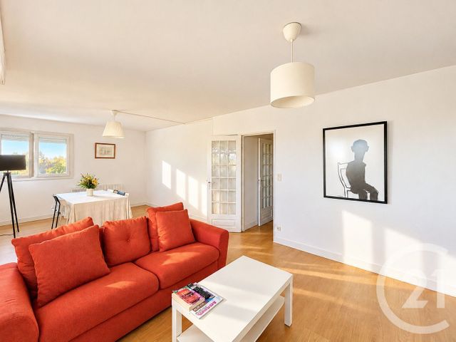 Appartement T4 à vendre - 3 pièces - 68.06 m2 - BORDEAUX - 33 - AQUITAINE - Century 21 Kadima Caudéran